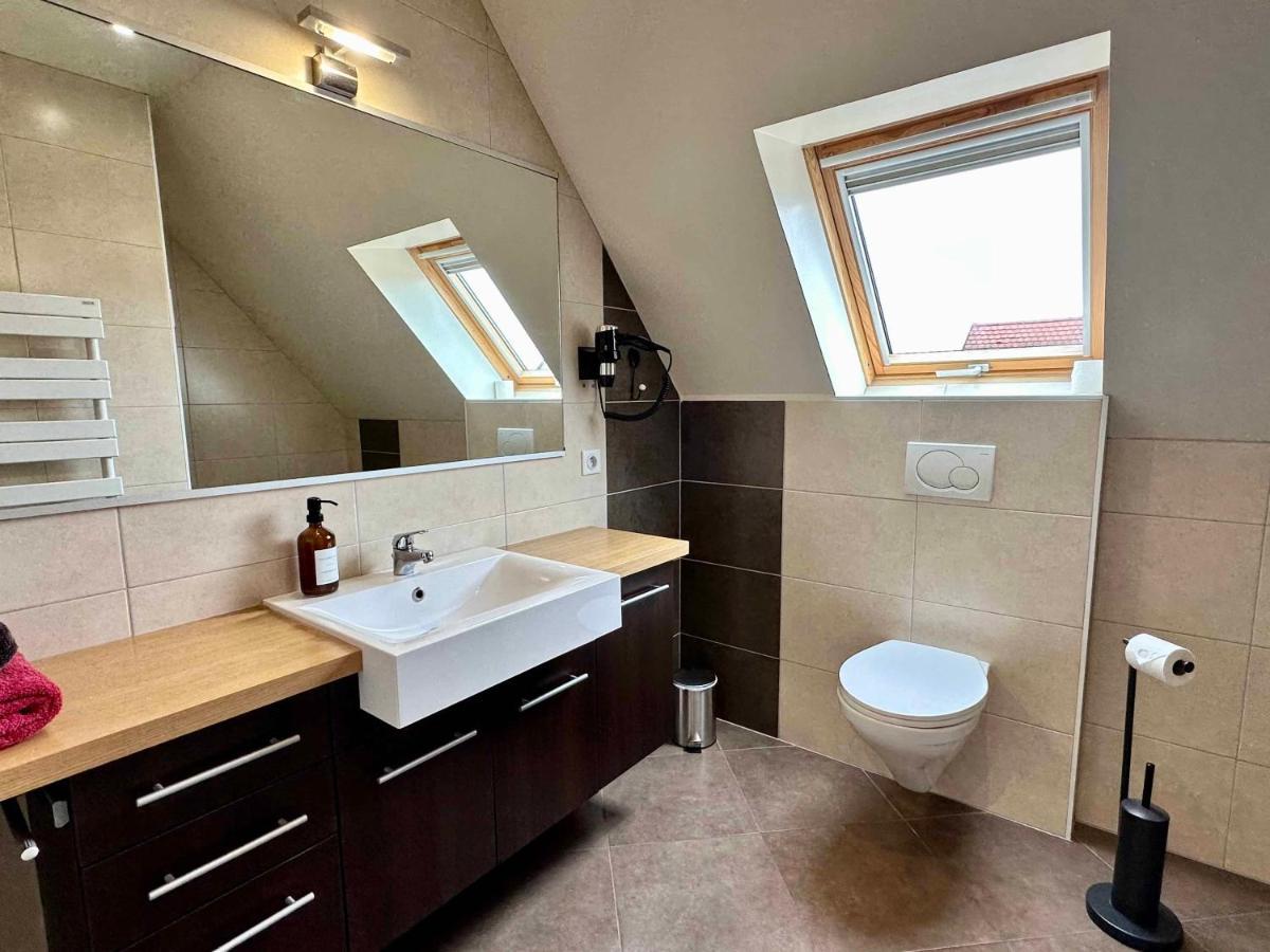 Les Chambres Du Vignoble Ammerschwihr Exteriör bild