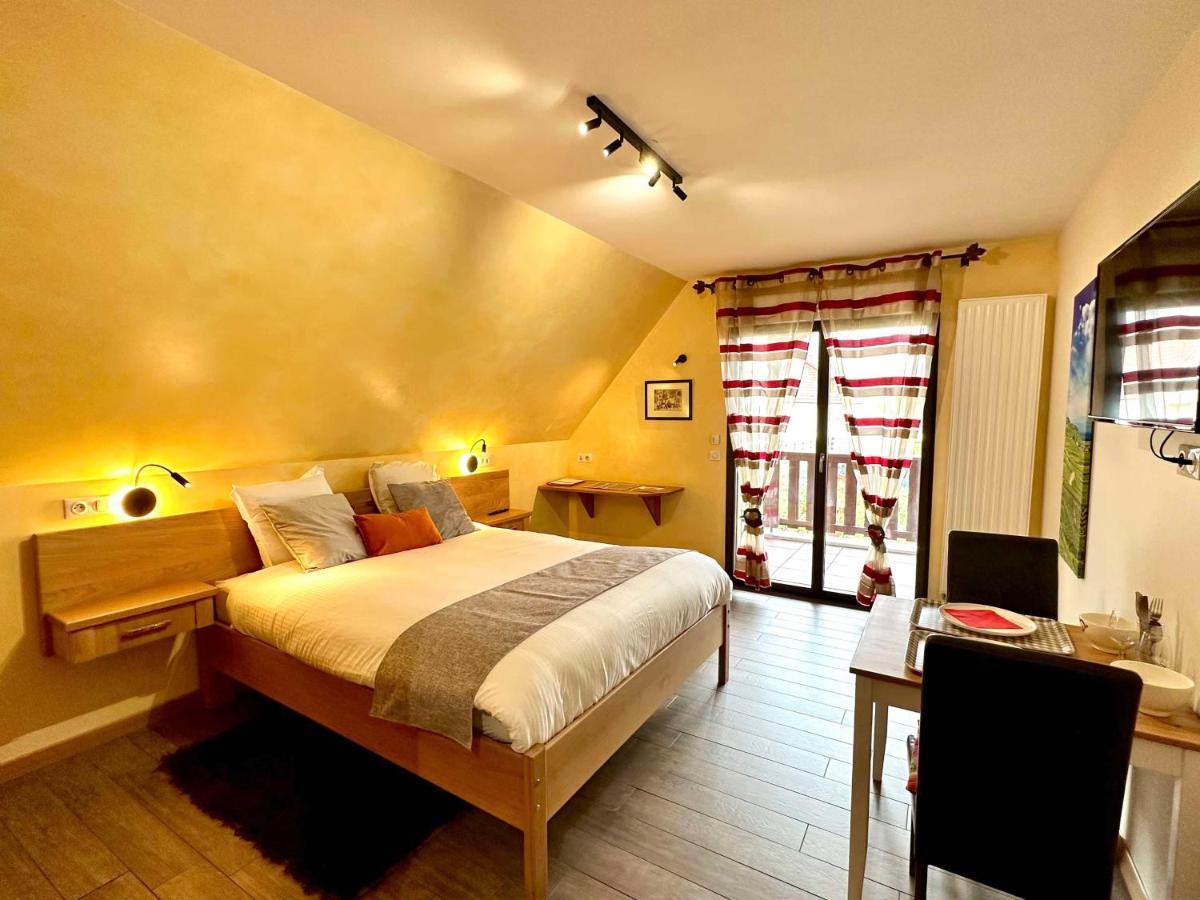 Les Chambres Du Vignoble Ammerschwihr Exteriör bild